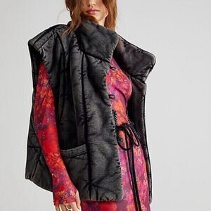 Nwt Free People Black Roll With Us Puffer Vest Pocket Button Gray